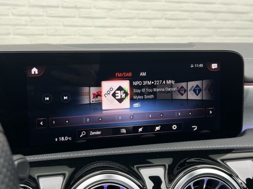 Mercedes-Benz CLA Shooting Brake 250 e AMG-Line Edition | LED Matrix | 19 inch | Camera | Night ActivLease financial lease