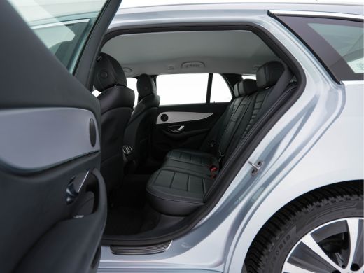 Mercedes-Benz E-Klasse Estate 300 de Luxury Line ( Plug-in ) (INCL-BTW) Aut. *LUXURY-LEATHER | FULL-LED | WIDE-SCREEN-DI... ActivLease financial lease