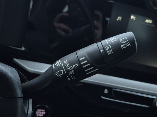 Opel Mokka-e Edition 50-kWh 11kw bl. Camera | zwart dak | Parkeersensoren | LED | Climate control | ActivLease financial lease