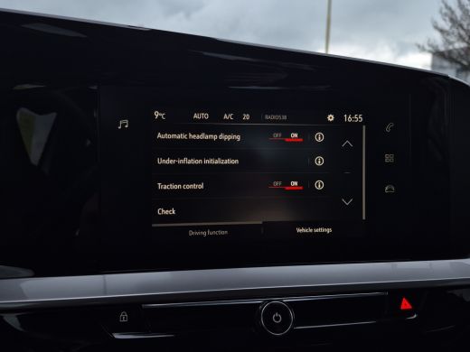 Opel Mokka-e Edition 50-kWh 11kw bl. Camera | zwart dak | Parkeersensoren | LED | Climate control | ActivLease financial lease