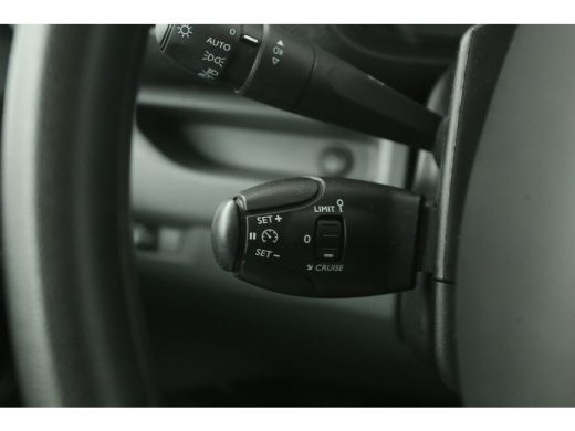 Opel Vivaro 2.0 CDTI L3H1 | 145PK | DC | Airco | Cruise | Camera | Carplay | Navi | Parkeersens. ActivLease financial lease