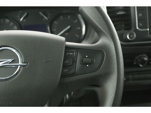 Opel Vivaro 2.0 CDTI L3H1 | 145PK | DC | Airco | Cruise | Camera | Carplay | Navi | Parkeersens. ActivLease financial lease