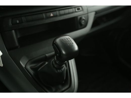 Opel Vivaro 2.0 CDTI L3H1 | 145PK | DC | Airco | Cruise | Camera | Carplay | Navi | Parkeersens. ActivLease financial lease