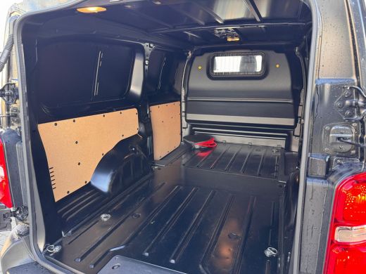 Opel Vivaro-e L3 75 kWh | 11 kW lader | 2 zitplaatsen rechtsvoor | Airco ActivLease financial lease