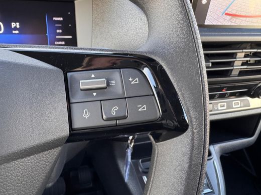 Opel Vivaro-e L3 75 kWh | 11 kW lader | 2 zitplaatsen rechtsvoor | Airco ActivLease financial lease