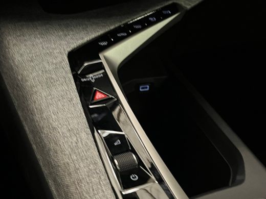 Peugeot 3008 1.2 Hybrid 145PK Allure | LED koplampen | Climate Controle | Cruise Controle | Achteruitrijcamera... ActivLease financial lease