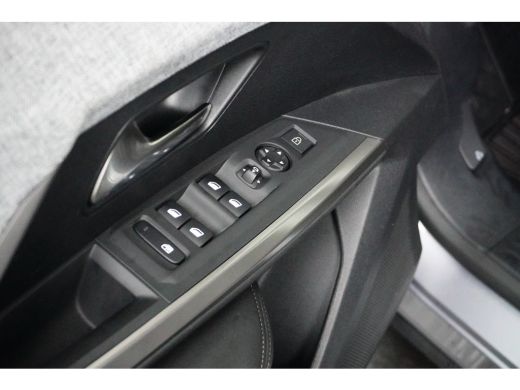 Peugeot 3008 1.2 Hybrid 145PK Allure | LED koplampen | Climate Controle | Cruise Controle | Achteruitrijcamera... ActivLease financial lease