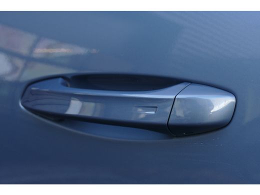 Peugeot 5008 1.2 HYBRID 145PK GT AUTOMAAT / NAVI /CLIMA / PDC / 19"LMV / CAMERA / ELEKTR. ACHTERKLEP / KEYLESS... ActivLease financial lease