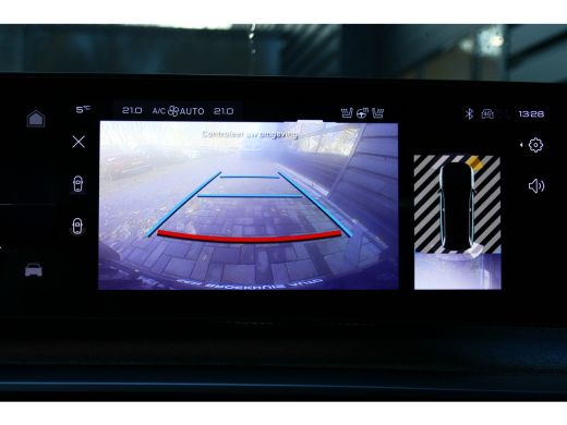 Peugeot 5008 1.2 HYBRID 145PK GT AUTOMAAT / NAVI /CLIMA / PDC / 19"LMV / CAMERA / ELEKTR. ACHTERKLEP / KEYLESS... ActivLease financial lease