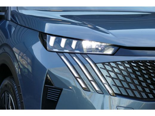 Peugeot 5008 1.2 HYBRID 145PK GT AUTOMAAT / NAVI /CLIMA / PDC / 19"LMV / CAMERA / ELEKTR. ACHTERKLEP / KEYLESS... ActivLease financial lease