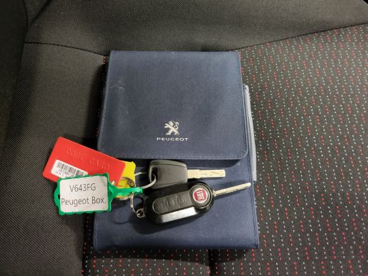 Peugeot Boxer 2.0BlueHDI 131pk L1/H2 Euro 6! ActivLease financial lease