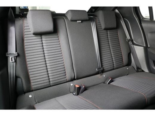 Peugeot e-208 EV Active 50 kWh | Navi | Cruise control | Apple Carplay | Airco | DAB | ActivLease financial lease