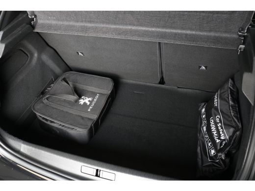 Peugeot e-208 EV Active 50 kWh | Navi | Cruise control | Apple Carplay | Airco | DAB | ActivLease financial lease