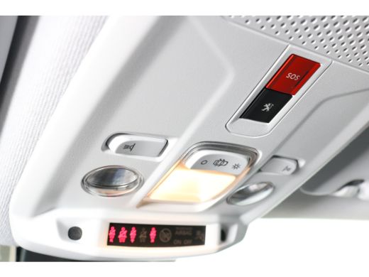 Peugeot e-208 EV Active 50 kWh | Navi | Cruise control | Apple Carplay | Airco | DAB | ActivLease financial lease