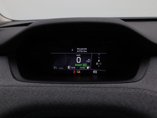 Skoda Enyaq iV 60 | Panoramadak | Adaptive Cruise | Stoelverwarming | Carplay | Camera | Navigatie | 21 inch | 9... ActivLease financial lease