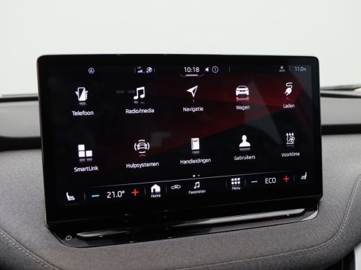 Skoda Enyaq iV 60 | Panoramadak | Adaptive Cruise | Stoelverwarming | Carplay | Camera | Navigatie | 21 inch | 9... ActivLease financial lease