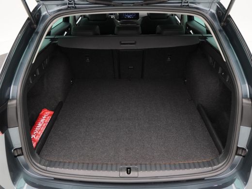 Skoda Octavia Combi 1.4 TSi iV 204 Pk Automaat PHEV Business Edition+ | LED Matrix | Head-Up | Navi | Camera | ... ActivLease financial lease