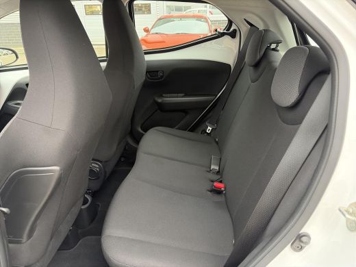 Toyota Aygo 1.0 VVT-i x-fun ActivLease financial lease