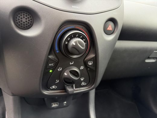 Toyota Aygo 1.0 VVT-i x-fun ActivLease financial lease