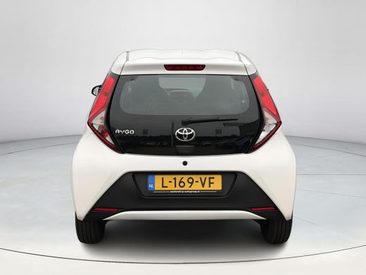 Toyota Aygo 1.0 VVT-i x-fun ActivLease financial lease