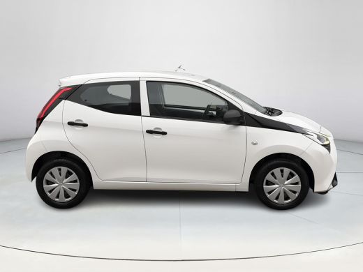 Toyota Aygo 1.0 VVT-i x-fun ActivLease financial lease