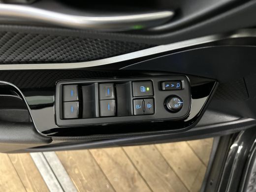 Toyota C-HR 1.8 Hybrid Dynamic ActivLease financial lease