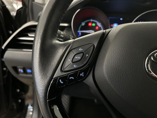 Toyota C-HR 1.8 Hybrid Dynamic ActivLease financial lease