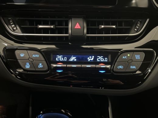 Toyota C-HR 1.8 Hybrid Dynamic ActivLease financial lease