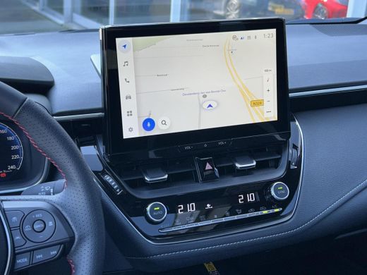 Toyota Corolla Hybrid 140 GR Sport **NAVIGAIE/ PANORAMA DAK/ HEAD UP DISPLAY/ DODEHOEK DETECTIE** ActivLease financial lease