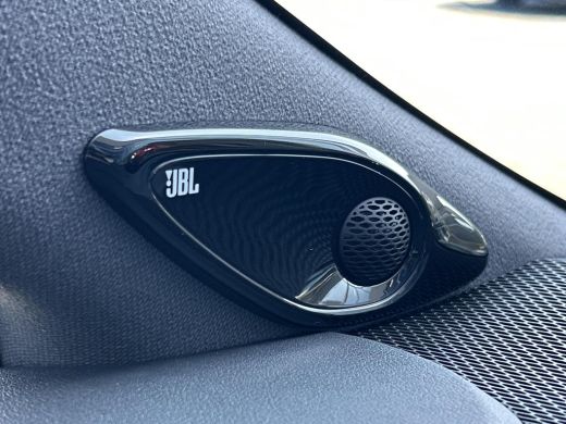 Toyota Corolla Hybrid 140 GR Sport **NAVIGAIE/ PANORAMA DAK/ HEAD UP DISPLAY/ DODEHOEK DETECTIE** ActivLease financial lease