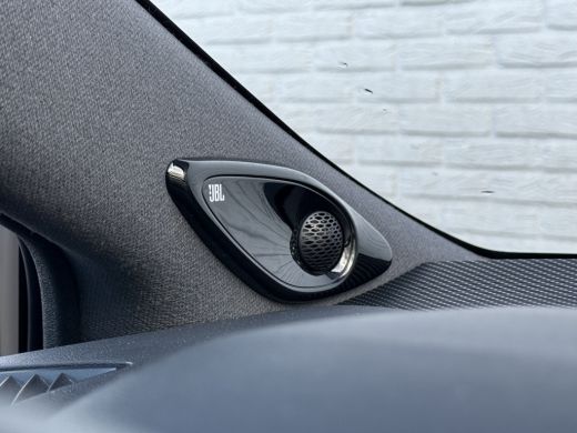 Toyota Corolla Touring Sports 2.0 Hybrid Business GR-Sport | Pano | Trekhaak | JBL | ACC | Keyless | LED | 18 inch ActivLease financial lease