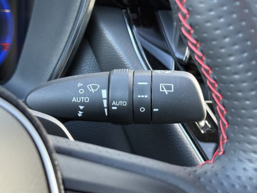 Toyota Corolla Touring Sports 2.0 Hybrid Business GR-Sport | Pano | Trekhaak | JBL | ACC | Keyless | LED | 18 inch ActivLease financial lease