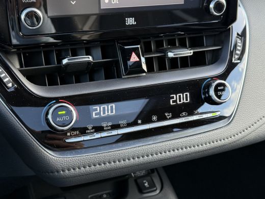 Toyota Corolla Touring Sports 2.0 Hybrid Business GR-Sport | Pano | Trekhaak | JBL | ACC | Keyless | LED | 18 inch ActivLease financial lease