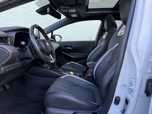 Toyota Corolla Touring Sports 2.0 Hybrid Business GR-Sport | Pano | Trekhaak | JBL | ACC | Keyless | LED | 18 inch ActivLease financial lease