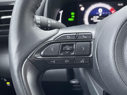 Toyota Yaris 1.5 Hybrid 115 Dynamic **DODE HOEK DETECTIE/ PARKEERSENSOREN/ STOELVERWARMING/ COMFORT PACK** ActivLease financial lease