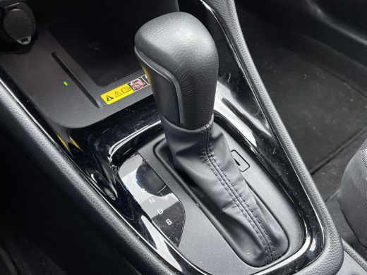 Toyota Yaris 1.5 Hybrid 115 Dynamic **DODE HOEK DETECTIE/ PARKEERSENSOREN/ STOELVERWARMING/ COMFORT PACK** ActivLease financial lease