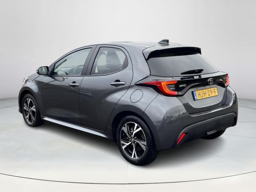 Toyota Yaris 1.5 Hybrid 115 Dynamic **DODE HOEK DETECTIE/ PARKEERSENSOREN/ STOELVERWARMING/ COMFORT PACK** ActivLease financial lease