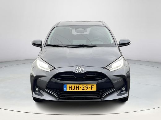 Toyota Yaris 1.5 Hybrid 115 Dynamic **DODE HOEK DETECTIE/ PARKEERSENSOREN/ STOELVERWARMING/ COMFORT PACK** ActivLease financial lease