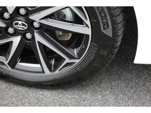 Toyota Yaris 1.5 Hybrid Dynamic | Achteruitrijcamera ActivLease financial lease