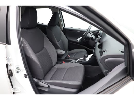 Toyota Yaris 1.5 Hybrid Dynamic | Achteruitrijcamera ActivLease financial lease