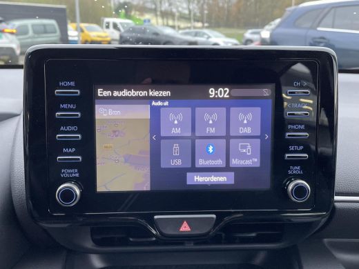 Toyota Yaris 1.5 Hybrid Dynamic **APPLE CARPLAY/ NAVIGATIE/ 36 MAANDEN GARANTIE** ActivLease financial lease