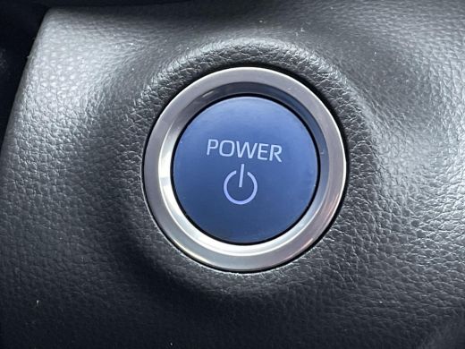 Toyota Yaris 1.5 Hybrid Dynamic **APPLE CARPLAY/ NAVIGATIE/ 36 MAANDEN GARANTIE** ActivLease financial lease