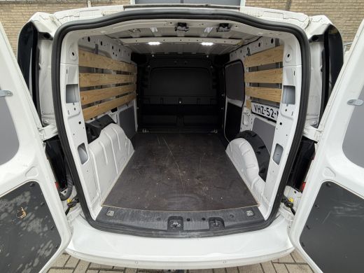 Volkswagen Caddy 2.0 TDI 102 PK Euro 6 Clima/cruise controlparkeer sensoren ActivLease financial lease