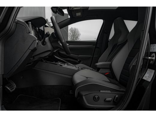 Volkswagen Golf 1.5 eHybrid 272PK GTE | Full Option | HUD | Panorama | Leder | Trekhaak | ActivLease financial lease