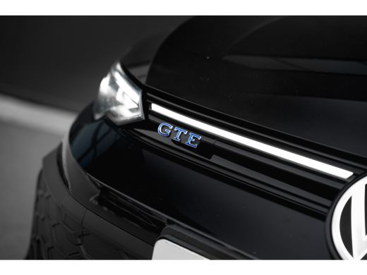 Volkswagen Golf 1.5 eHybrid 272PK GTE | Full Option | HUD | Panorama | Leder | Trekhaak | ActivLease financial lease