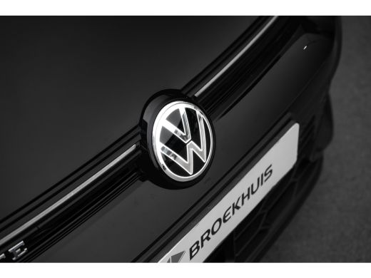 Volkswagen Golf 1.5 eHybrid 272PK GTE | Full Option | HUD | Panorama | Leder | Trekhaak | ActivLease financial lease