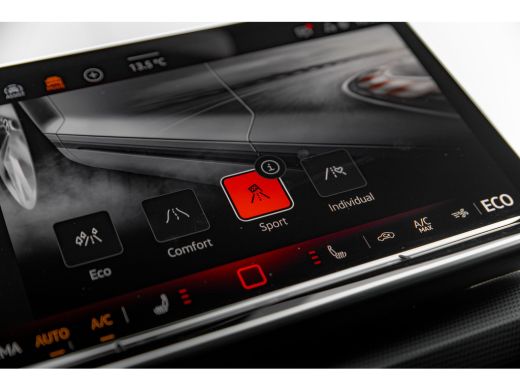 Volkswagen Golf 1.5 eHybrid 204pk Style Edition Trekhaak | Camera | Head-Up | Elektrische stoelen | ActivLease financial lease