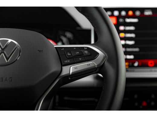 Volkswagen Golf 1.5 eHybrid 204pk Style Edition Trekhaak | Head-Up | Elektrische stoelen | Camera | ActivLease financial lease