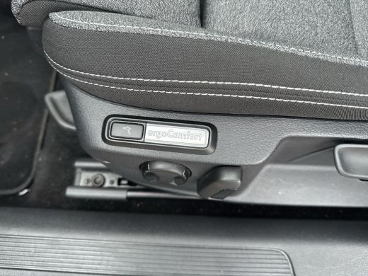 Volkswagen Passat Variant 1.4 TSI PHEV GTE Business | LED | Trekhaak | Elek. klep | A-Camera | ActivLease financial lease