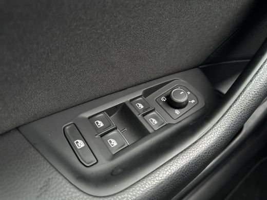 Volkswagen Passat Variant 1.4 TSI PHEV GTE Business | LED | Trekhaak | Elek. klep | A-Camera | ActivLease financial lease